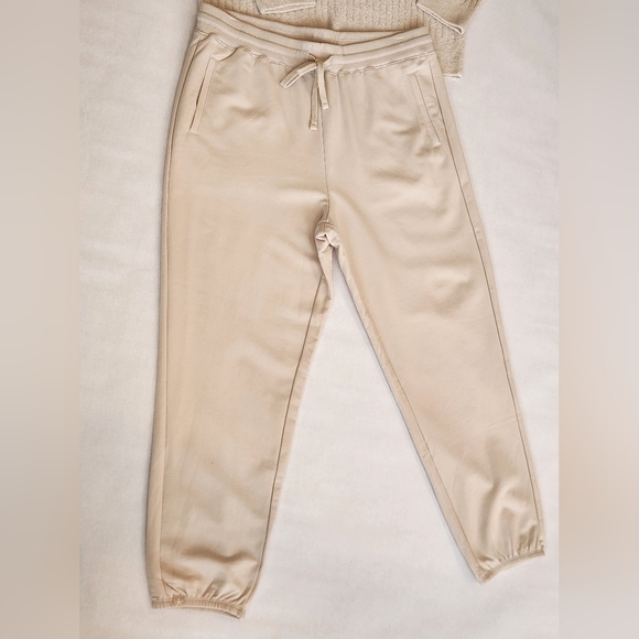 NWT || BAREFOOT DREAMS || Cozychic-Light  and Luxe lounge Set, sz petite lg. - Picture 4 of 12